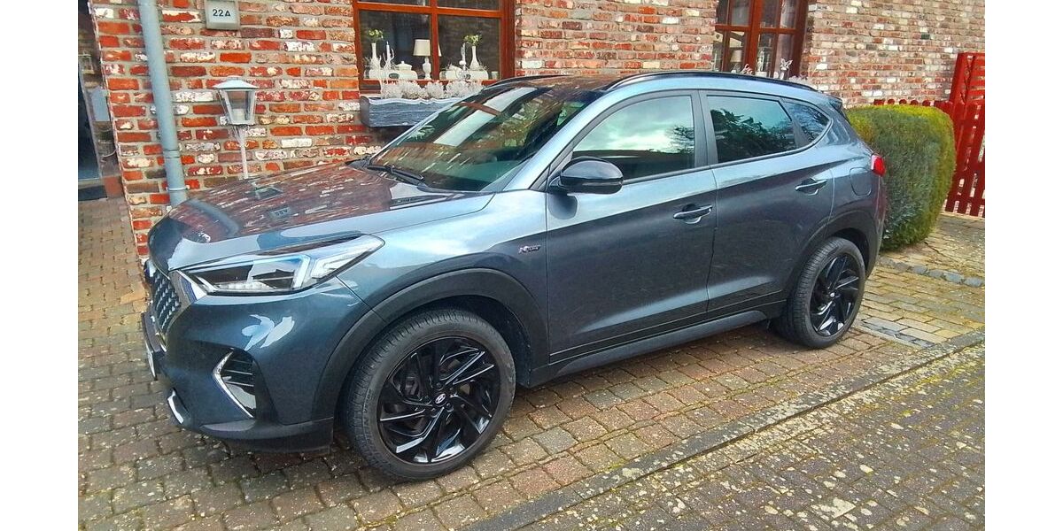 Hyundai TUCSON 86.000 km 21.250 &euro; Eschweiler 52249