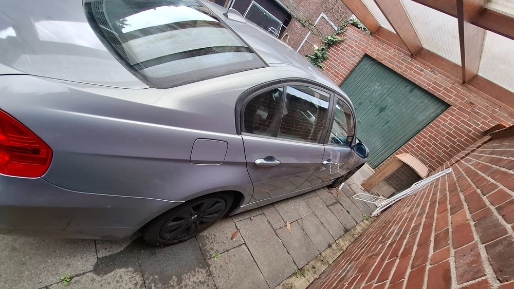 BMW E90 211.324 km 3.300 &euro; Aldenhoven 52457