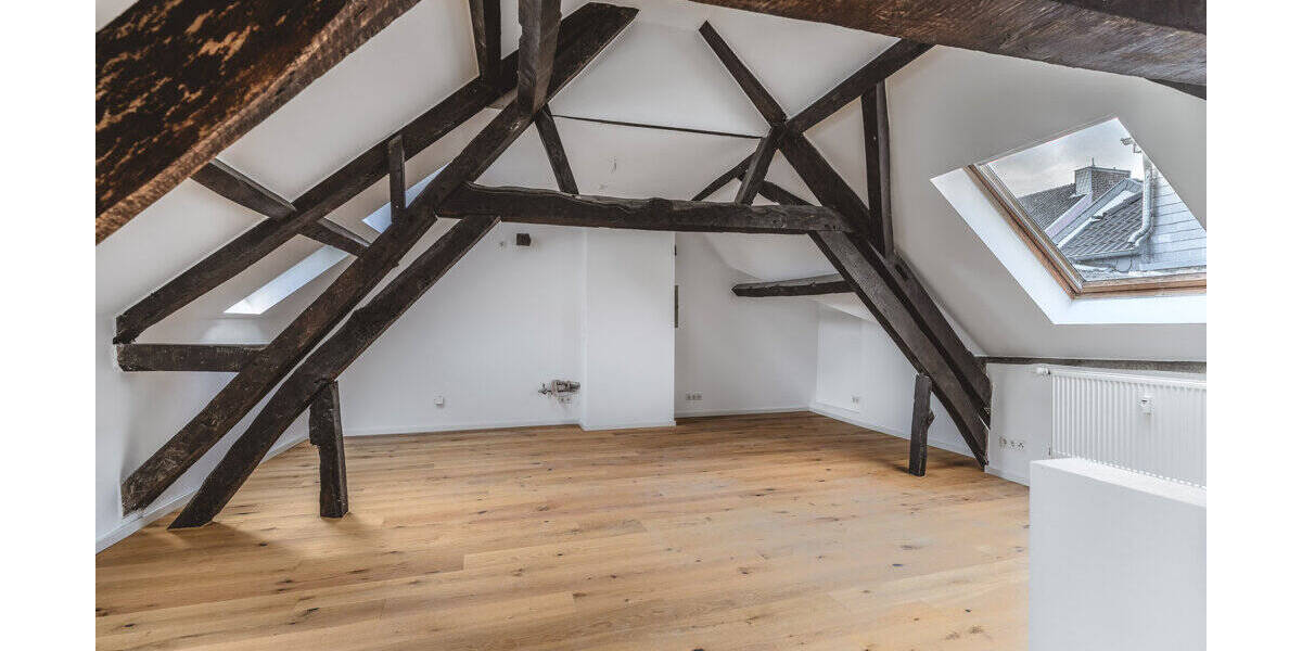 Reihenmittelhaus Stolberg - 9 Zimmer, 311 m&sup2;, 449.000&euro; | Angebot:26806794