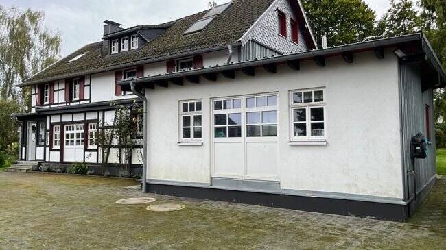 Einfamilienhaus Simmerath Huppenbroich - 1 Zimmer, 425 m&sup2;, 750.000&euro; | Angebot:25747990