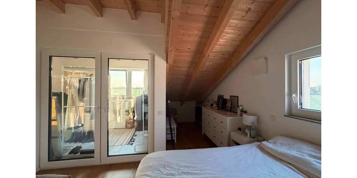 Dachgeschoßwohnung Bedburg - 5 Zimmer, 125 m&sup2;, 2.000&euro; | Angebot:26506474
