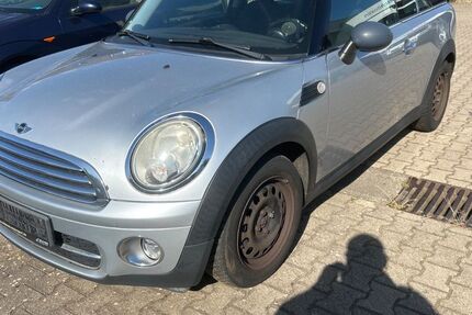 Mini Cooper D 269.000 km 2.400 &euro; Euskirchen 53879