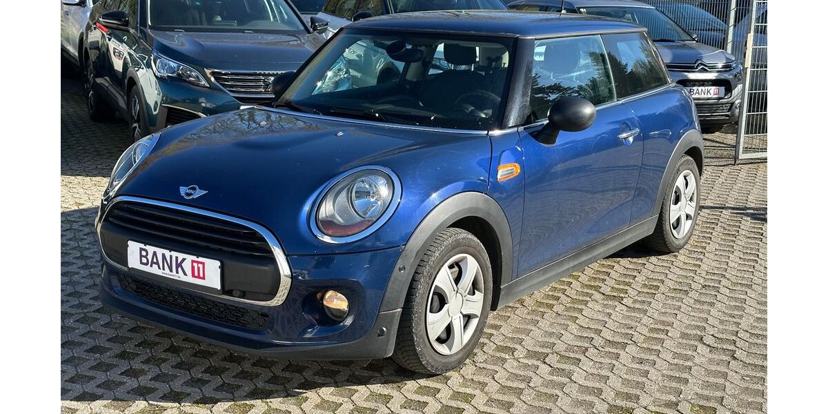 Mini ONE 130.498 km 7.900 &euro; Würselen 52146