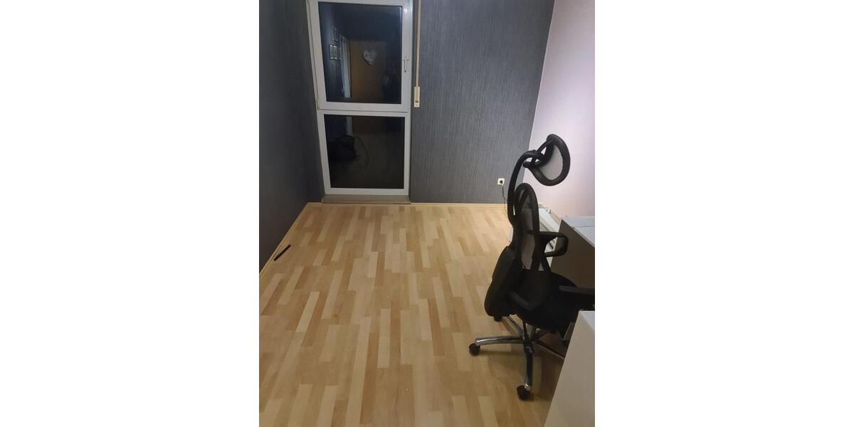 Etagenwohnung Merzenich - 3 Zimmer, 83 m&sup2;, 693&euro; | Angebot:25988618