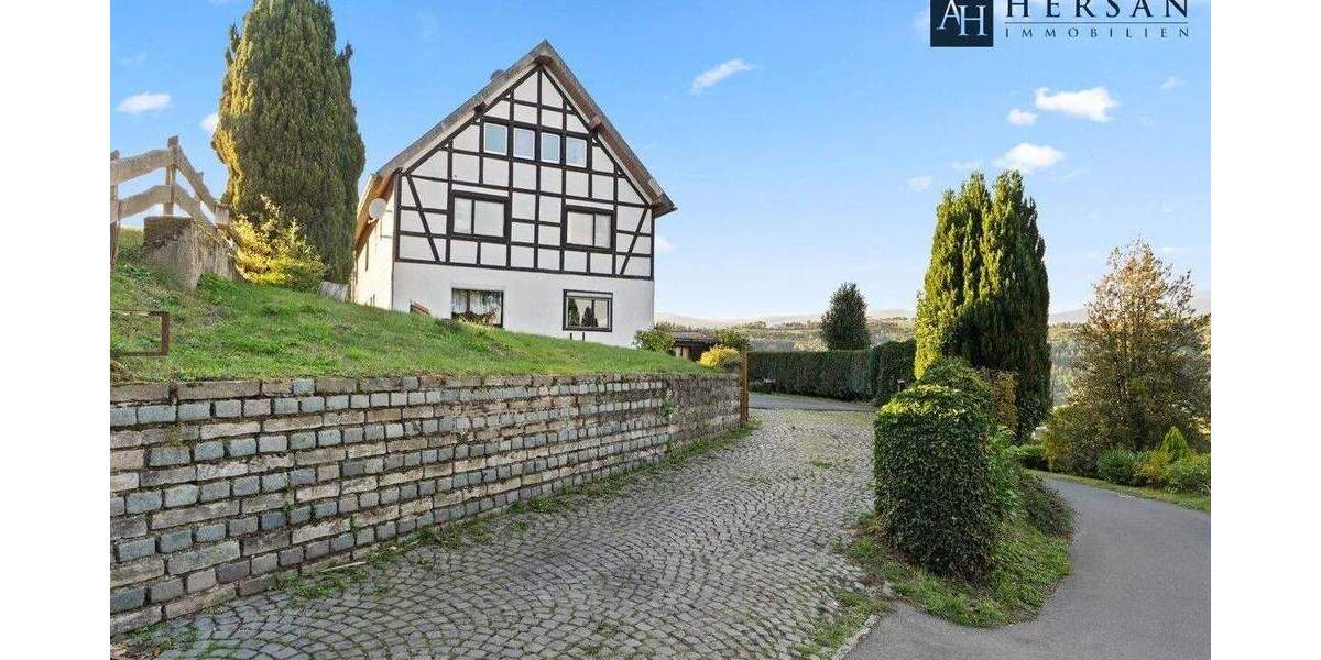 Einfamilienhaus Simmerath Dedenborn - 9 Zimmer, 209 m&sup2;, 229.000&euro; | Angebot:25729503