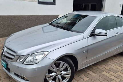 Mercedes-Benz E 300 152.000 km 11.900 &euro; Elsdorf 50189