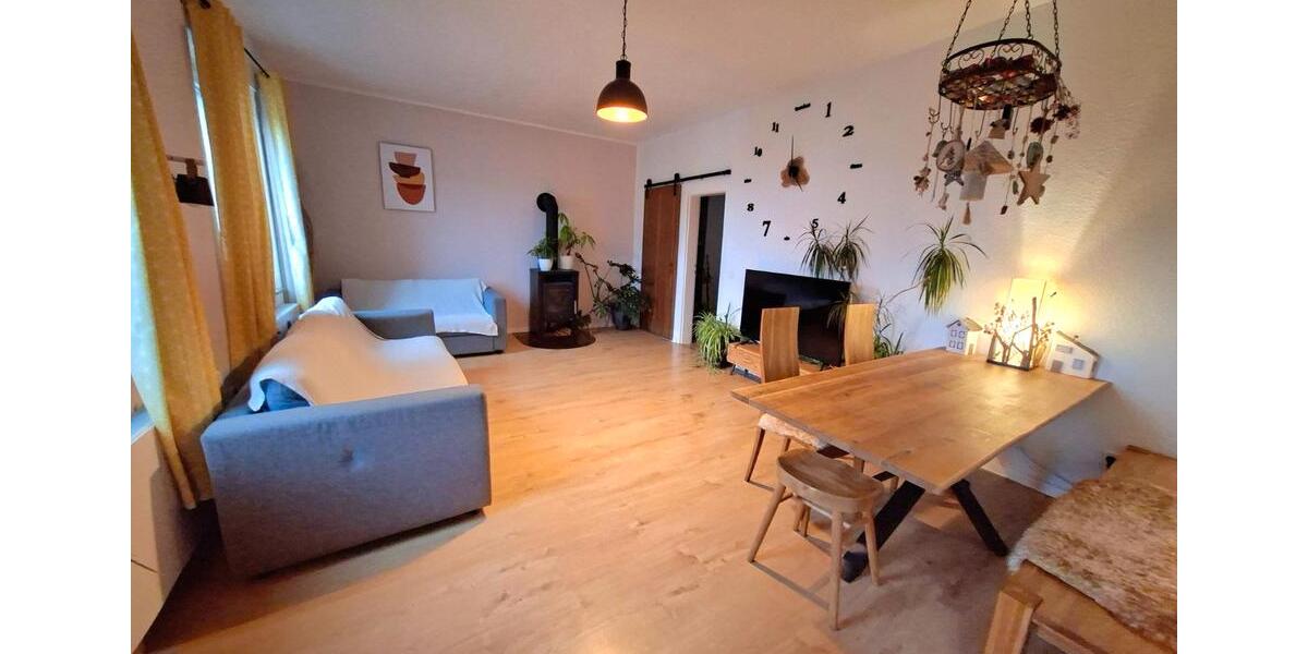 Etagenwohnung Niederzier - 4 Zimmer, 95 m&sup2;, 900&euro; | Angebot:26400638