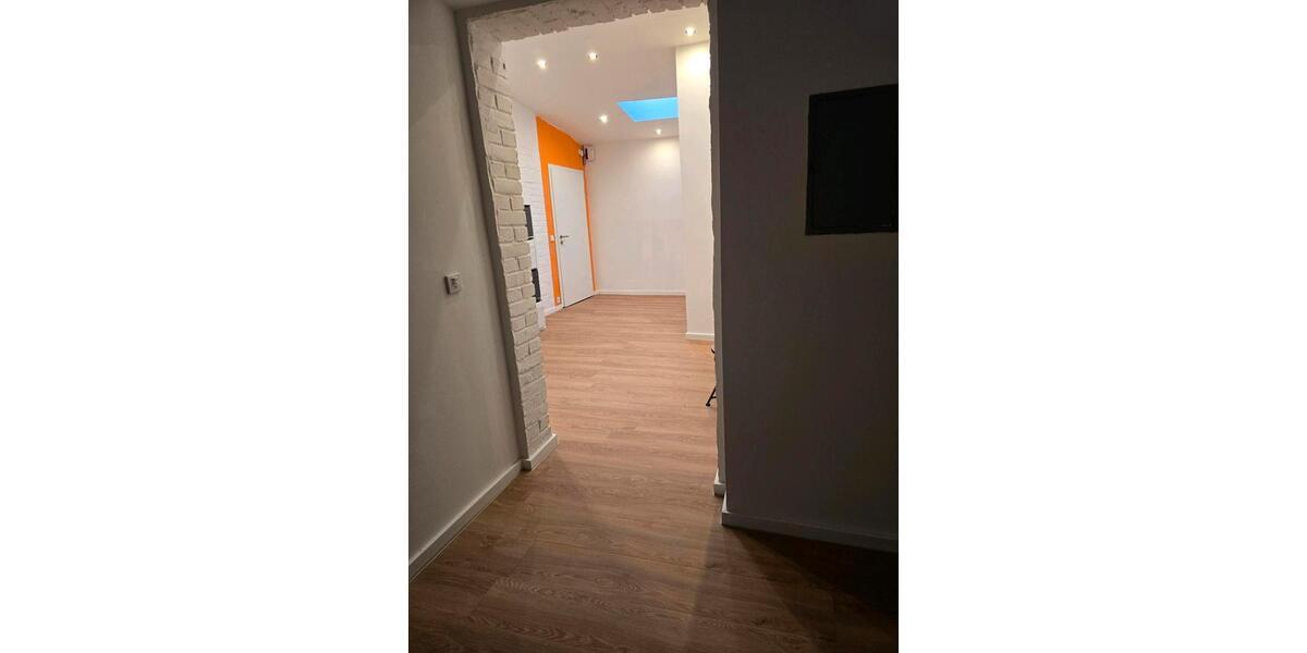 Etagenwohnung Baesweiler - 2 Zimmer, 100 m&sup2;, 900&euro; | Angebot:25162110