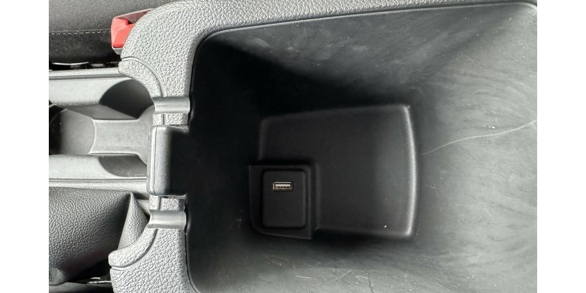Opel Astra Klima Navi Temp CarPlay 1.Hd 28.000 km !!! 28.000 km 13.500 &euro; Erftstadt 50374