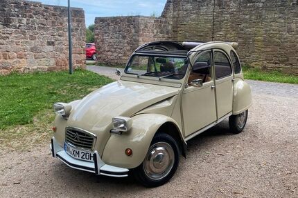 Citroen 2 CV 94.127 km 9.900 &euro; Erftstadt 50374