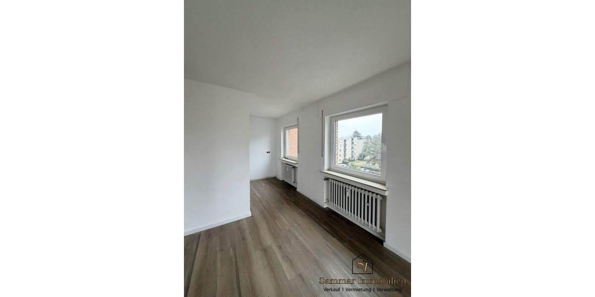 Etagenwohnung Brühl - 3 Zimmer, 74 m&sup2;, 1.120&euro; | Angebot:25738901