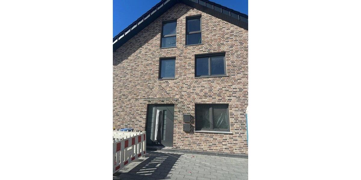 Erdgeschoßwohnung Titz - 4 Zimmer, 100 m&sup2;, 1.495&euro; | Angebot:25979588