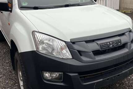 Isuzu D-Max 248.000 km 11.100 &euro; Elsdorf 50189