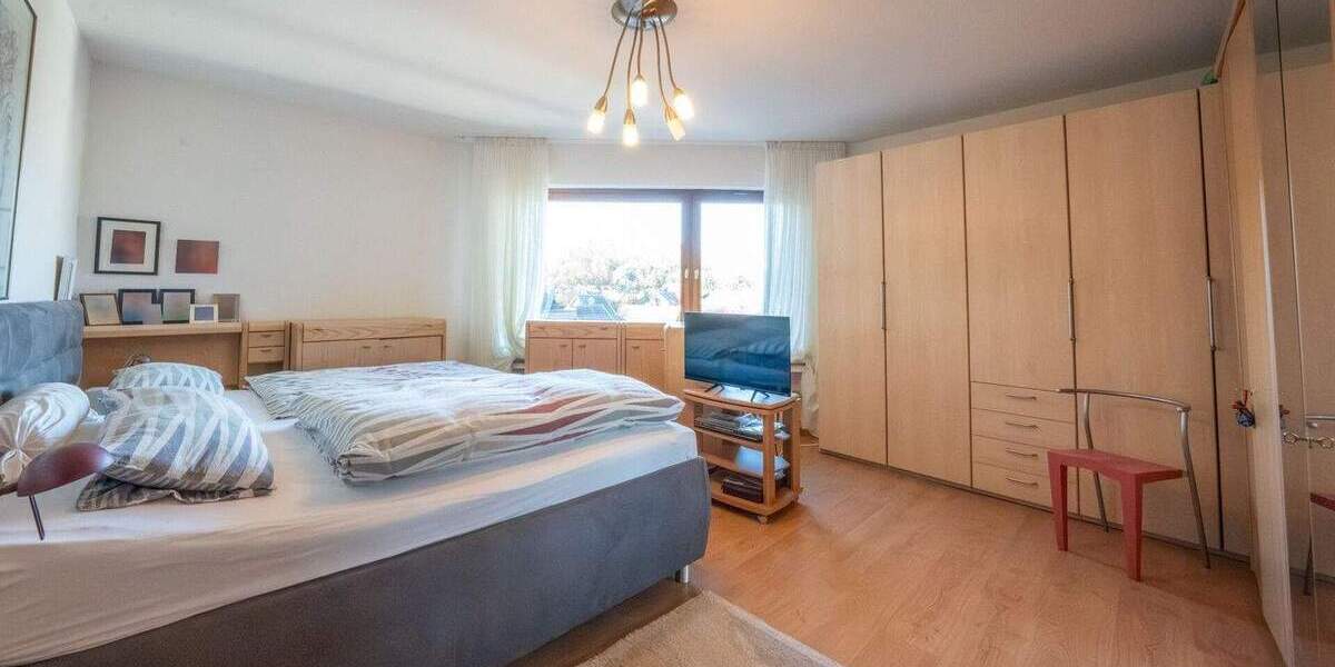 Mehrfamilienhaus, Wohnhaus Herzogenrath - 7 Zimmer, 209 m&sup2;, 349.000&euro; | Angebot:25742125