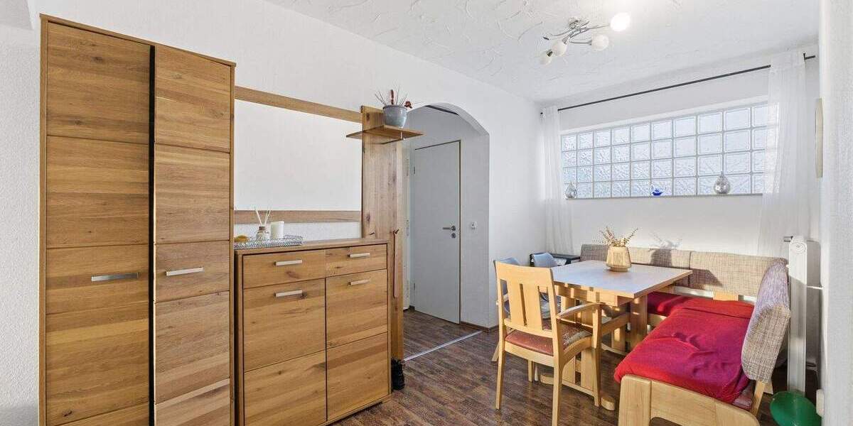 Etagenwohnung Bergheim Zieverich - 4 Zimmer, 91 m&sup2;, 129.000&euro; | Angebot:25737358