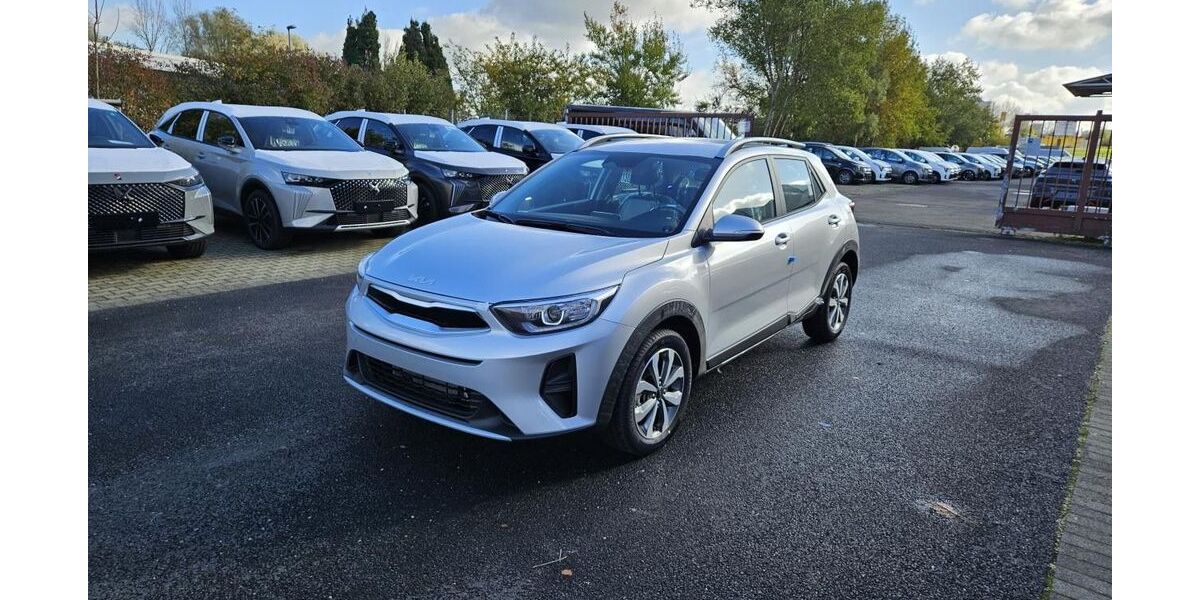 Kia Stonic 7.500 km 20.290 &euro; Aachen 52078