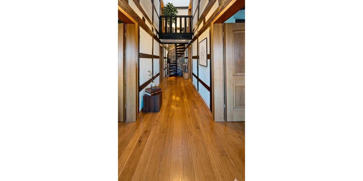 Einfamilienhaus Euskirchen - 18 Zimmer, 350 m&sup2;, 449.000&euro; | Angebot:26066036