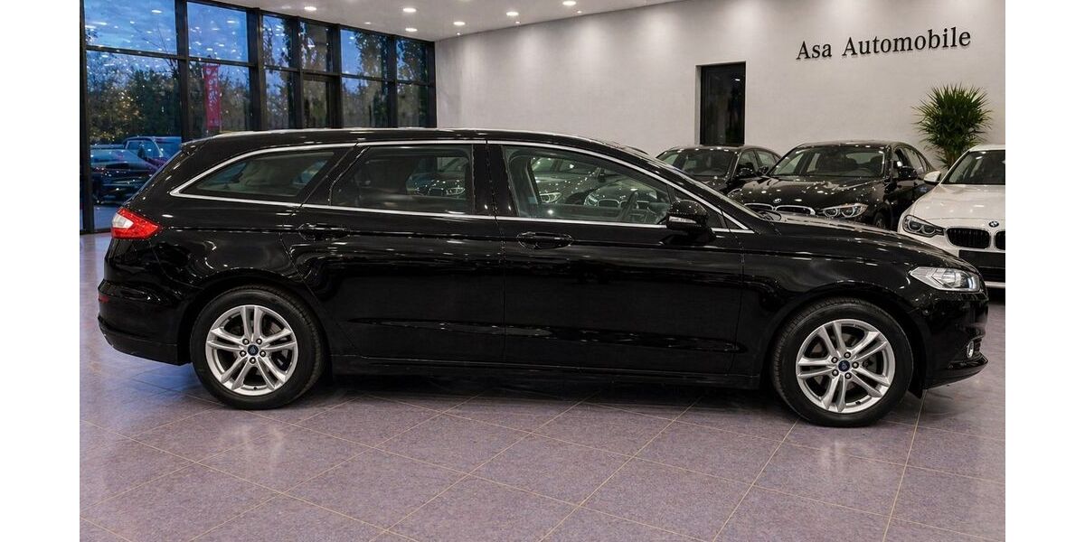 Ford Mondeo 220.000 km 7.950 &euro; Düren 52351