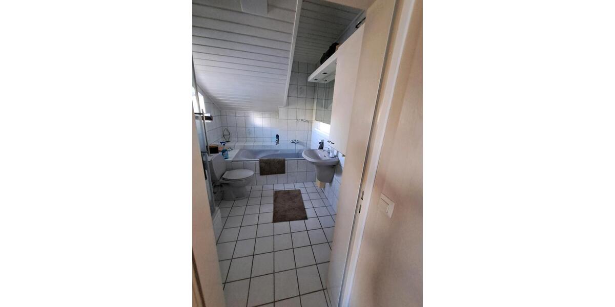 Etagenwohnung Hürtgenwald - 2 Zimmer, 75 m&sup2;, 985&euro; | Angebot:25850353