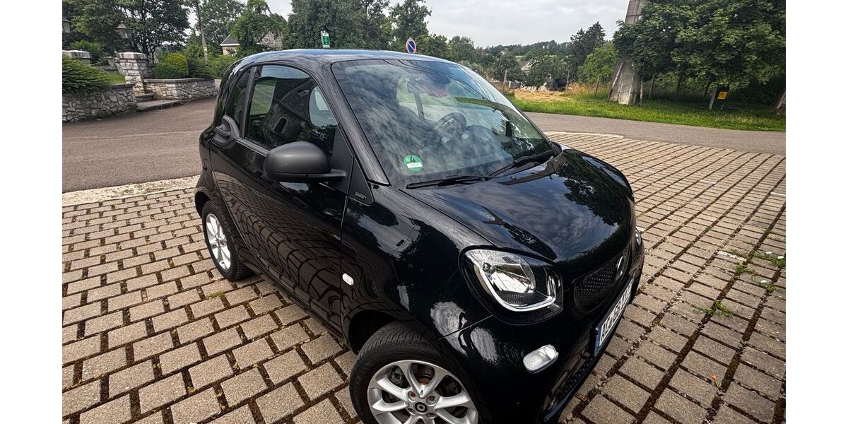 Smart ForTwo 28.100 km 13.100 &euro; Aachen 52068
