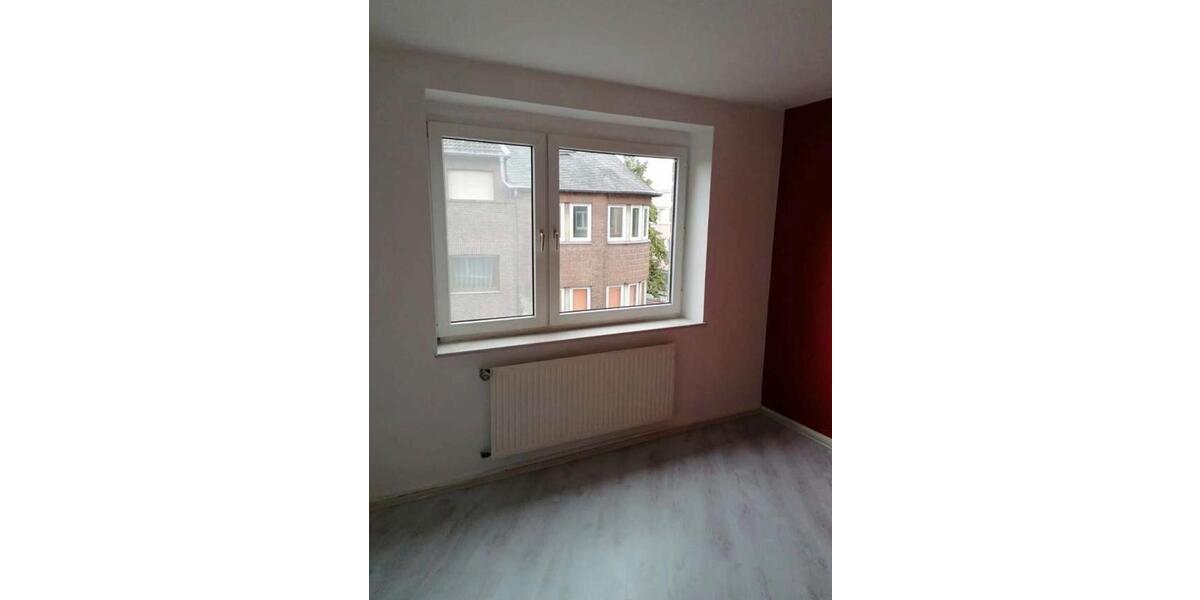 Etagenwohnung Linnich - 3 Zimmer, 62 m&sup2;, 600&euro; | Angebot:25398265