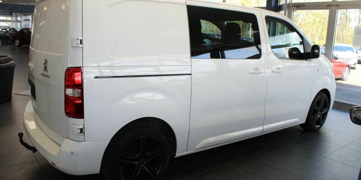 Peugeot Expert Premium EAT6 TwinCab Komfort Plus 137.006 km 15.980 &euro; Euskirchen 53881