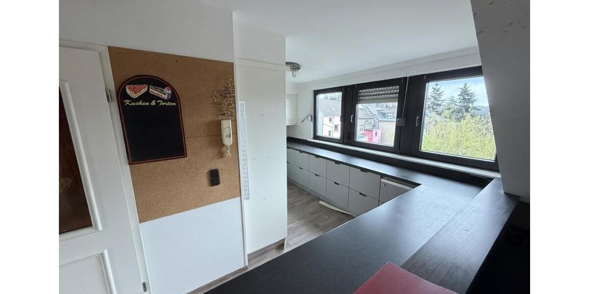 Dachgeschoßwohnung Herzogenrath - 3 Zimmer, 85 m&sup2;, 1.100&euro; | Angebot:25616709