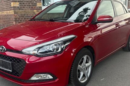 Hyundai i20 123.000 km 8.999 &euro; Düren 52349