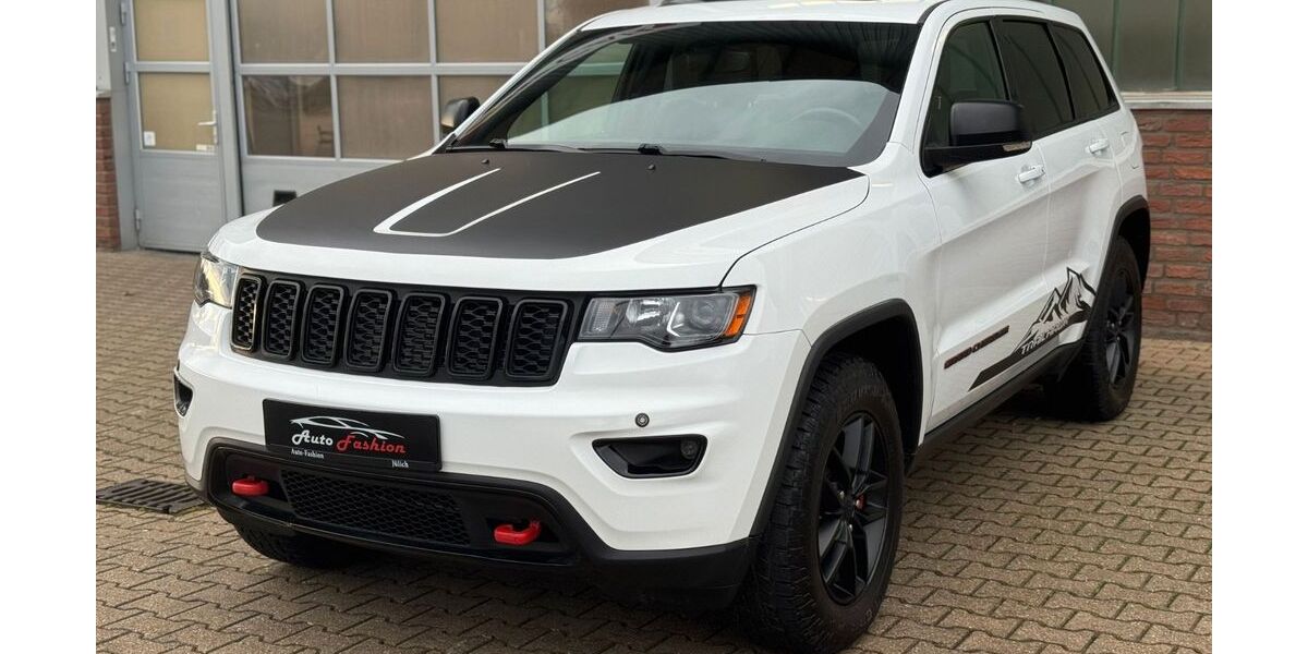 Jeep Grand Cherokee 61.000 km 31.950 &euro; Jülich 52428