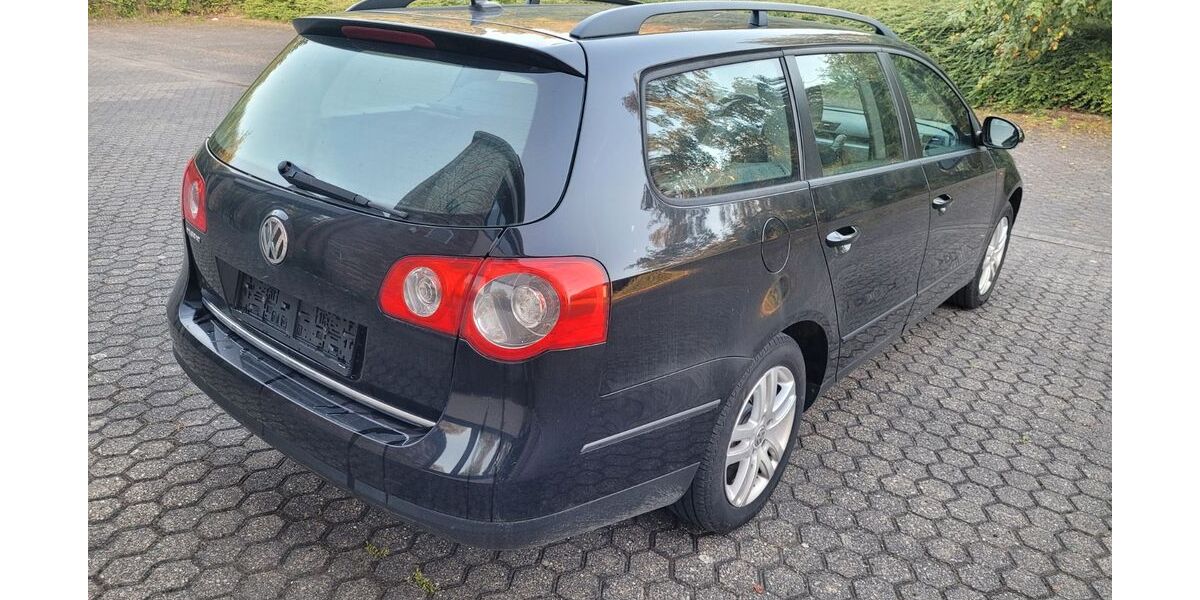 VW Passat 136.337 km 3.750 &euro; Aachen 52070
