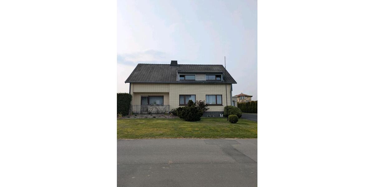 Einfamilienhaus Nideggen - 10 Zimmer, 175 m&sup2;, 395.000&euro; | Angebot:25873113
