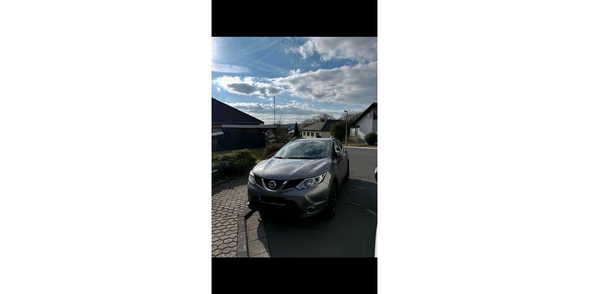Nissan Qashqai 126.000 km 7.980 &euro; Würselen 52146
