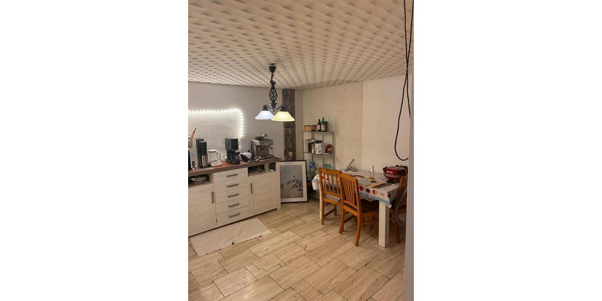 Etagenwohnung Aachen Aachen-Mitte - 2 Zimmer, 80 m&sup2;, 900&euro; | Angebot:25151032