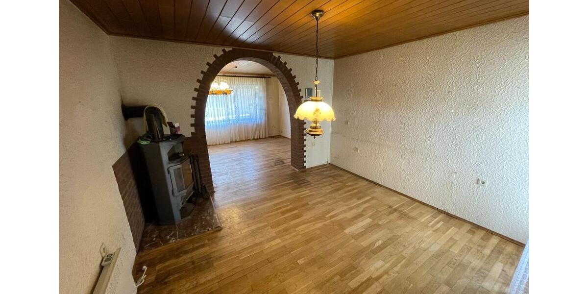 Reihenhaus Eschweiler - 6 Zimmer, 100 m&sup2;, 219.000&euro; | Angebot:25285888