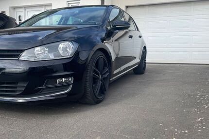 VW Golf 177.000 km 10.900 &euro; Weilerswist 53919