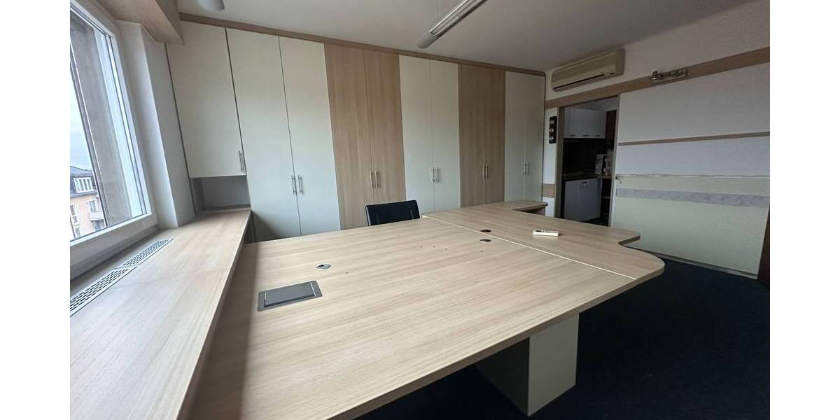 Gewerbeobjekt Düren - 3 Zimmer, 88 m&sup2;, 199.000&euro; | Angebot:25692115