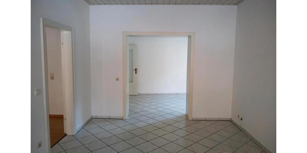 Erdgeschoßwohnung Würselen - 2 Zimmer, 68 m&sup2;, 530&euro; | Angebot:26020365