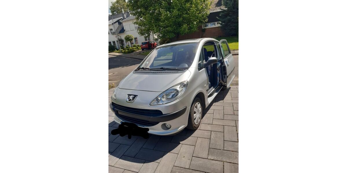 Peugeot 1007 208.000 km 1.690 &euro; Euskirchen 53881