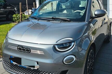 Fiat 500e 61.000 km 17.950 &euro; Nideggen 52385