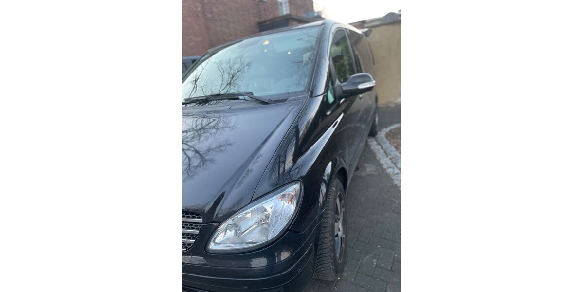 Mercedes-Benz Viano 330.000 km 7.500 &euro; Niederzier 52382