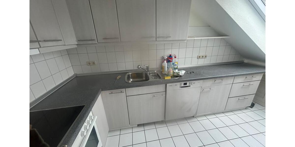 Dachgeschoßwohnung Aachen Aachen-Mitte - 3 Zimmer, 54 m&sup2;, 850&euro; | Angebot:26019137