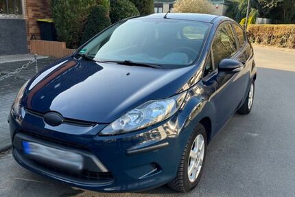 Ford Fiesta 218.000 km 2.100 &euro; Hürth 50354