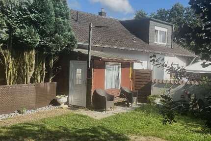 Haus Aldenhoven-Niederzier Niederzier - 7 Zimmer, 280 m&sup2;, 329.000&euro; | Angebot:19139369