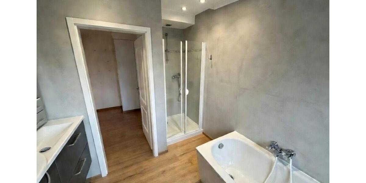 Dachgeschoßwohnung Herzogenrath - 3 Zimmer, 85 m&sup2;, 1.100&euro; | Angebot:25616709