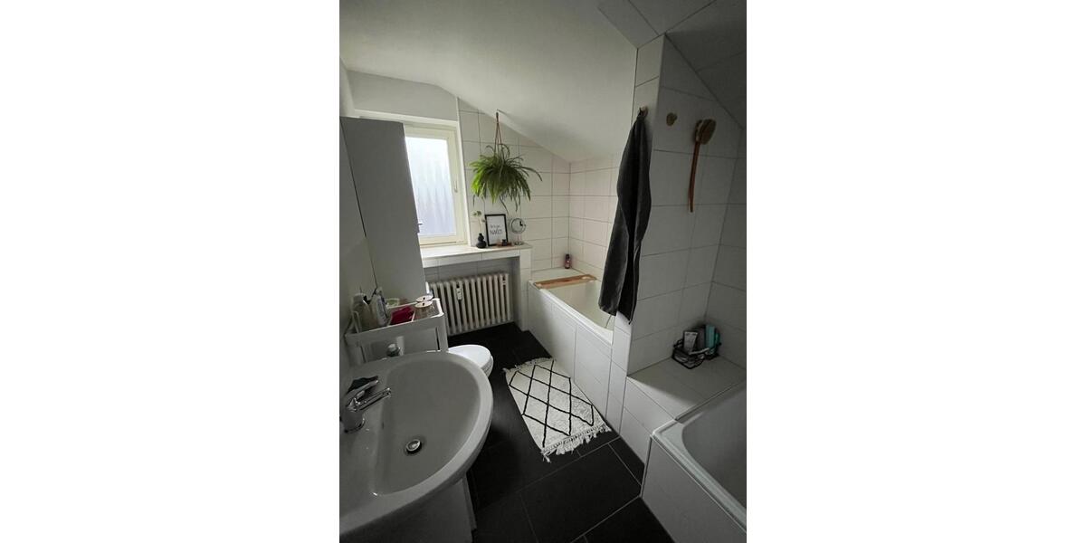 Dachgeschoßwohnung Mechernich - 2 Zimmer, 65 m&sup2;, 420&euro; | Angebot:25824125