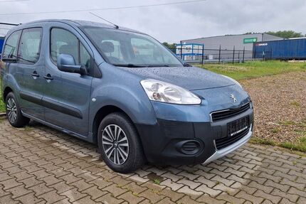 Peugeot Partner Tepee 151.000 km 5.600 &euro; Eschweiler 52249