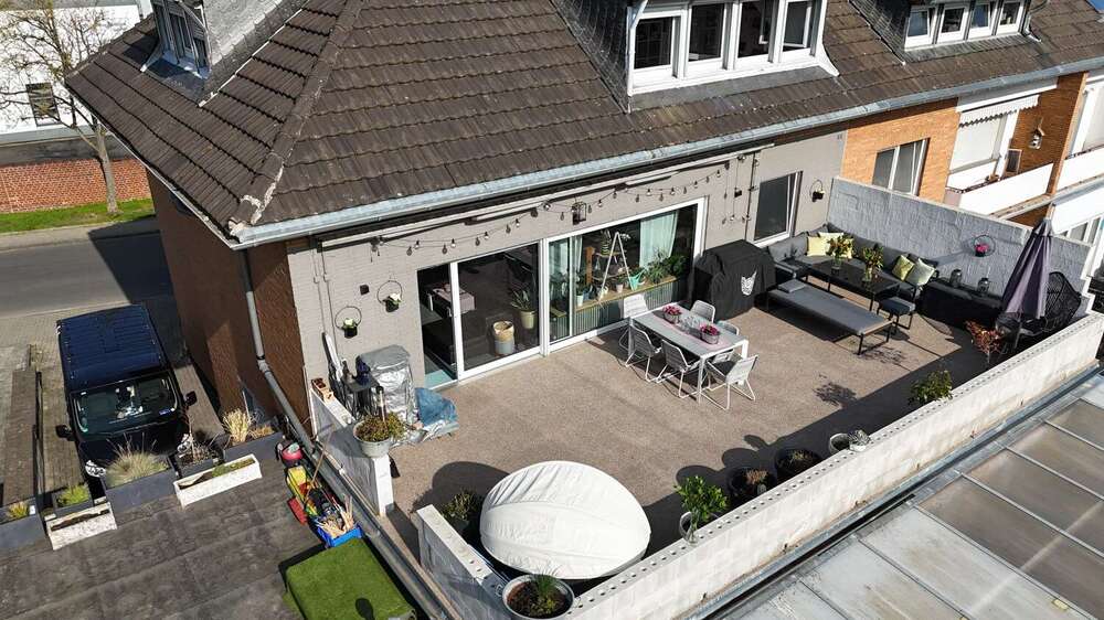 Einfamilienhaus Eschweiler / Dürwiß Dürwiß - 10 Zimmer, 300 m&sup2;, 499.000&euro; | Angebot:25851380