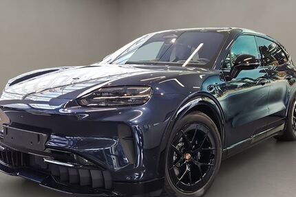 Porsche Cayenne 9.900 km 121.900 &euro; Aachen 52068