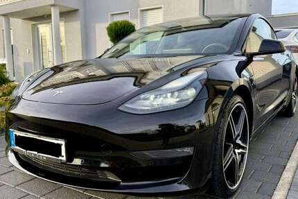 Tesla Model 3 124.000 km 26.790 &euro; Würselen, Stadt 52146
