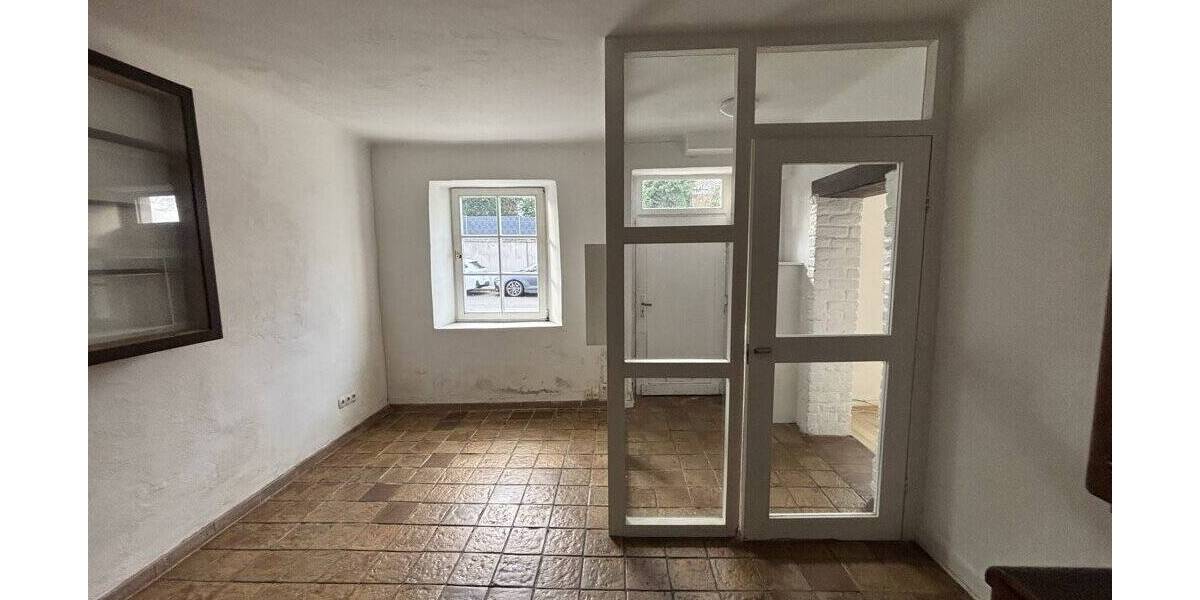 Etagenwohnung Aachen Horbach - 5 Zimmer, 131 m&sup2;, 199.000&euro; | Angebot:26192203